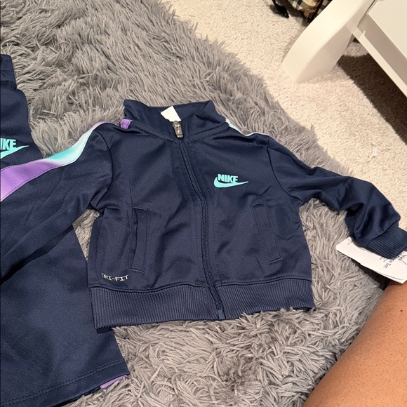 Nike Dark Blue and Teal Tracksuit Set - Picture 2 of 2